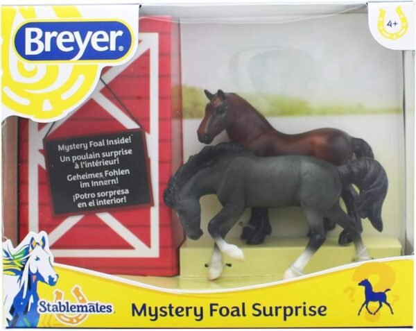 Breyer Mystery Foal Surprise Horse Box Toy 132 Scale Model #5938