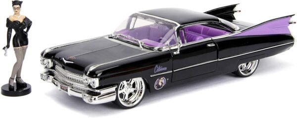 DC Comics Bombshells Catwoman & 1959 Cadillac Die-cast Car, 124 Scale Vehicle