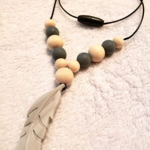 Baby Leo Feather Chew Silicone Sensory Necklace with Detachable Clip for Autism