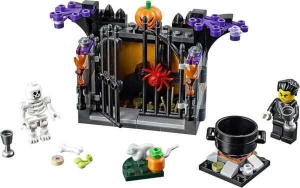 LEGO Holiday 6175449 Halloween Haunt 40260, Multi Kit Toy Fun